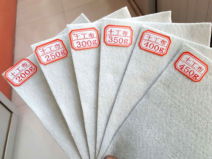 1547084146927172.jpg 長(zhǎng)絲土工布2.jpg